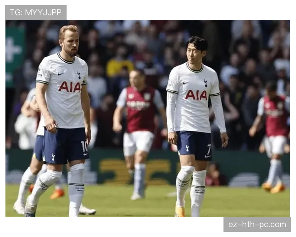 孙兴慜训练完自己拎着便利店饭团就走了，这自律程度真没谁了