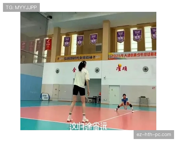 李盈莹训练完直接拎爱马仕去吃米其林，这日子谁顶得住啊